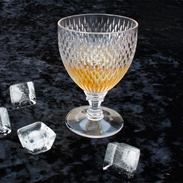 plastic red wine glasses