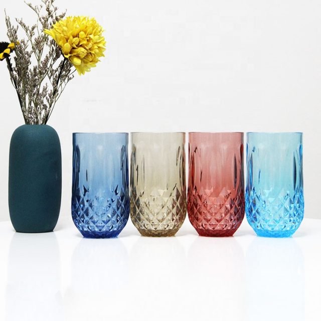 Design Plastic Wine Glasses (6)
