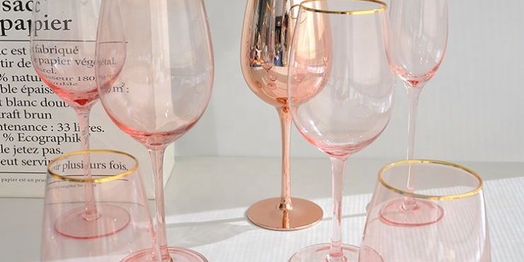 Fashion Plastic Wine Glasses (1)