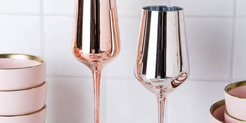 Fashion Plastic Wine Glasses (4)