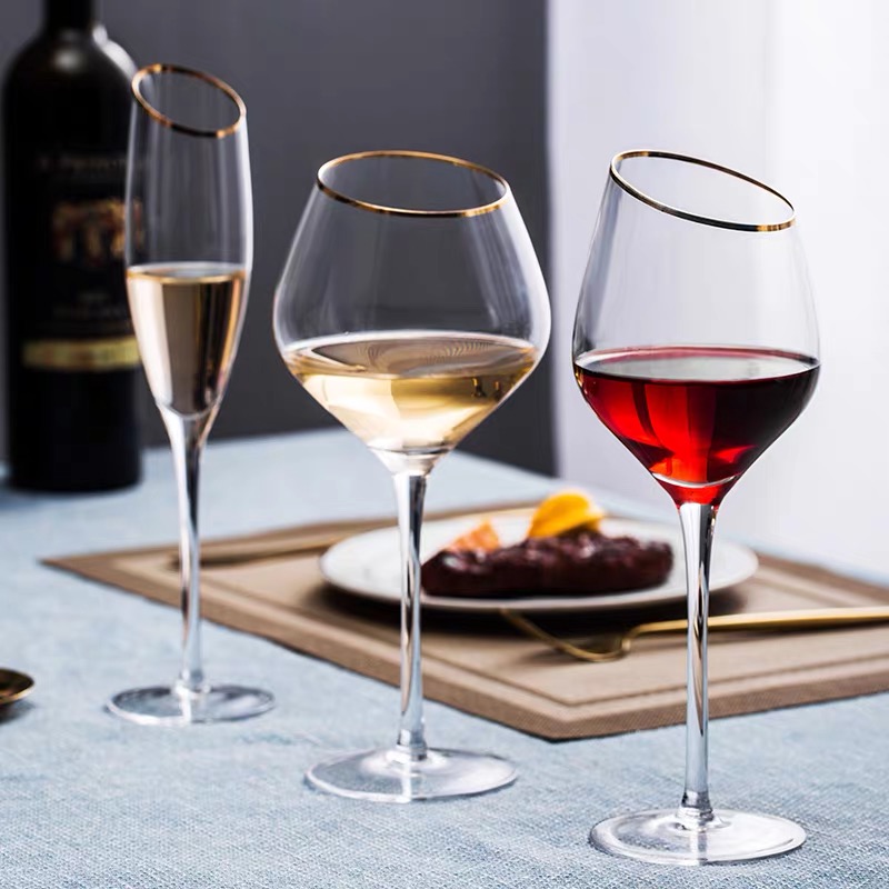 Free crystal wedding champagne wine glasses